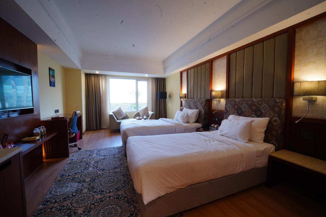 Babylon Capital Hotel Raipur  Ngoại thất bức ảnh
